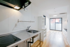 AMOTIS キッチン・リビング