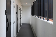 AMOTIS 1階共用廊下1